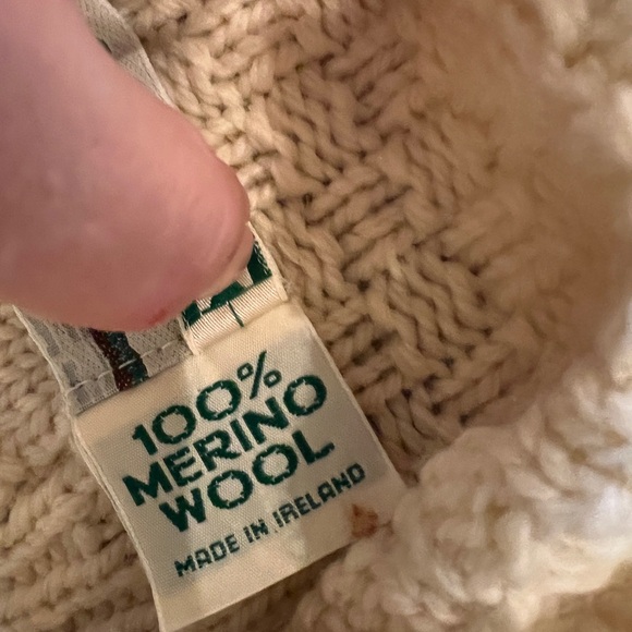 Aran crafts Ivory Long Irish 100% Merino Wool Cardigan Sweater Sz M - Picture 11 of 14